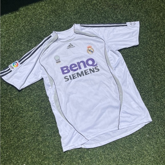 VTG 00’s Van Nistelrooy Real Madrid Jersey - Picture 2 of 7